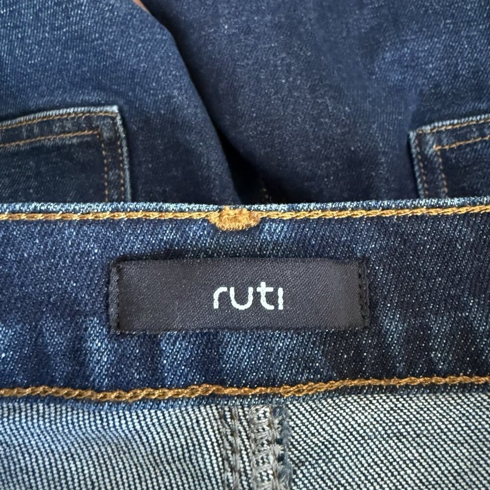 SOLD Ruti Jeans - Picture 5 of 6